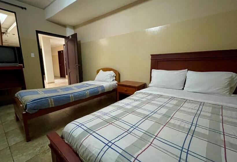 Отель Río Tena