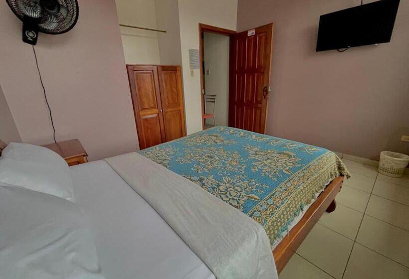 Отель Río Tena