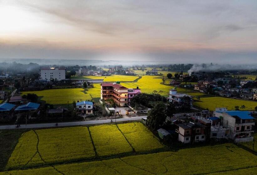 Hotel Sauraha Village