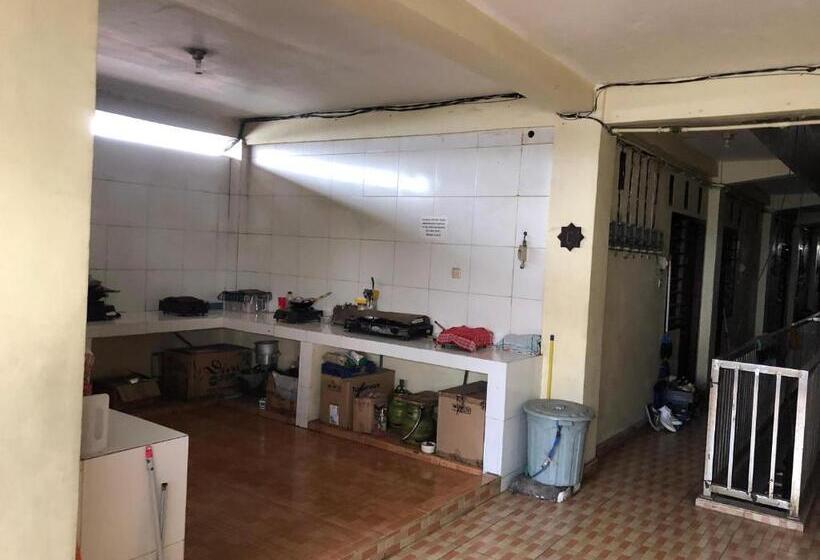 فندق Spot On 93685 Homestay Bu Sun Syariah