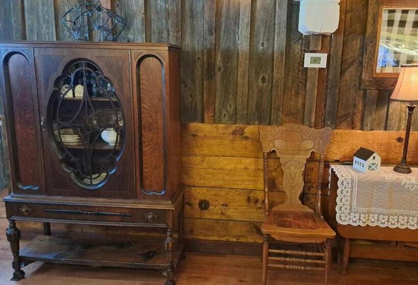 בית מלון כפרי The Stable At Windmill Ridge Farm