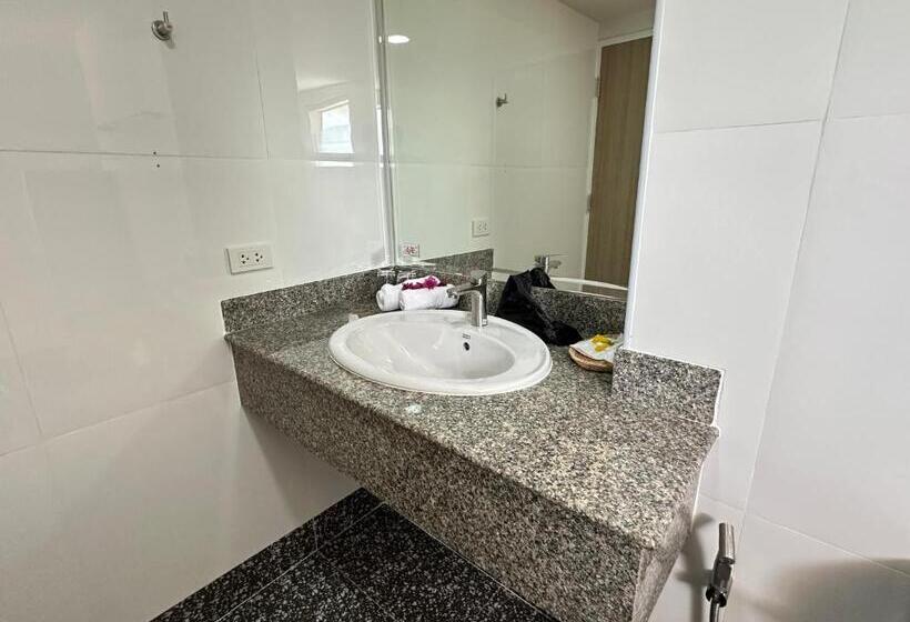 فندق The Ventus Phangan