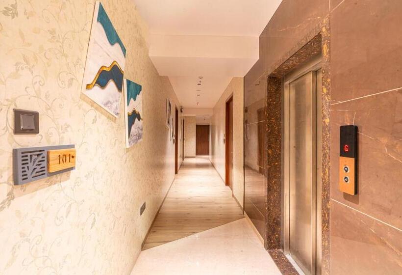 בית מלון כפרי Treebo Premium Heritage Grand  Majiwada Thane