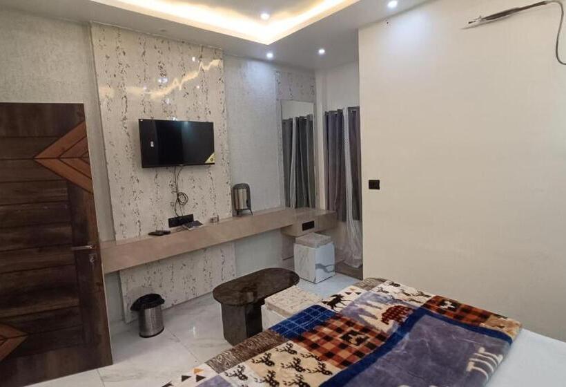 בית מלון כפרי Weekend Pachmarhi