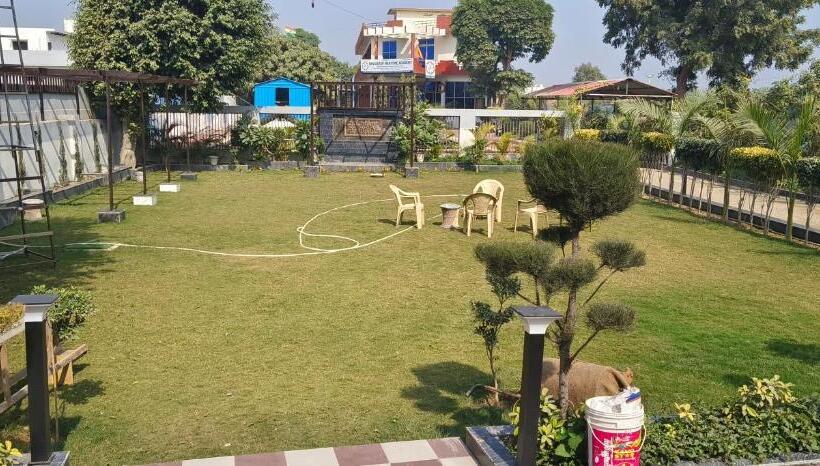 Md Grand Hotel & Resort