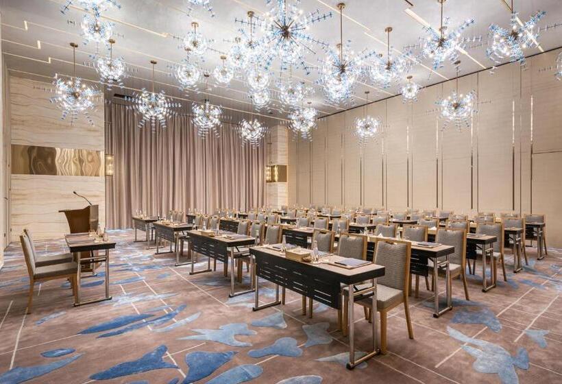 בית מלון כפרי Narcissus The Royal