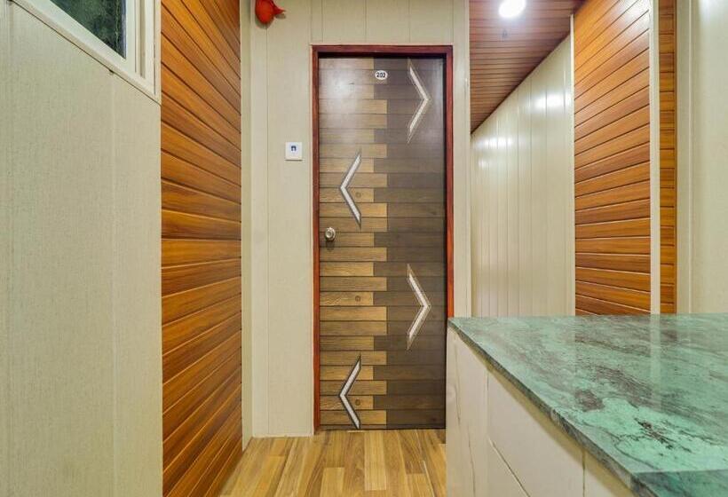 Oyo Flagship Hotel Garden Inn