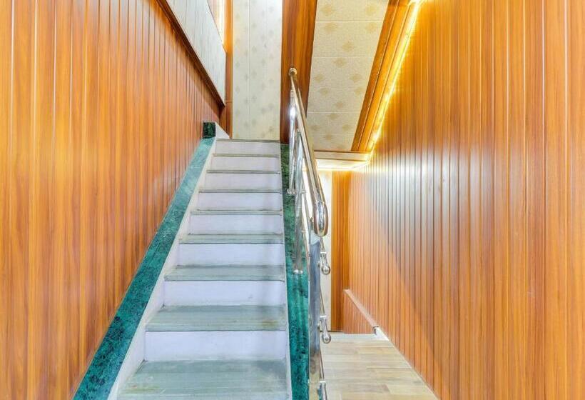 Oyo Flagship Hotel Garden Inn