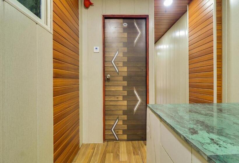 Oyo Flagship Hotel Garden Inn