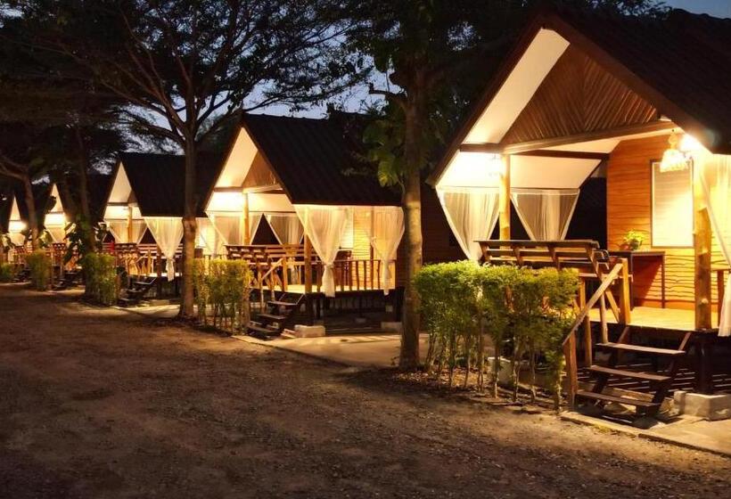 펜션 อิงน้ำท่าจีน