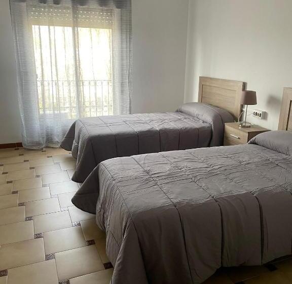 펜션 Apartamentos Leonor