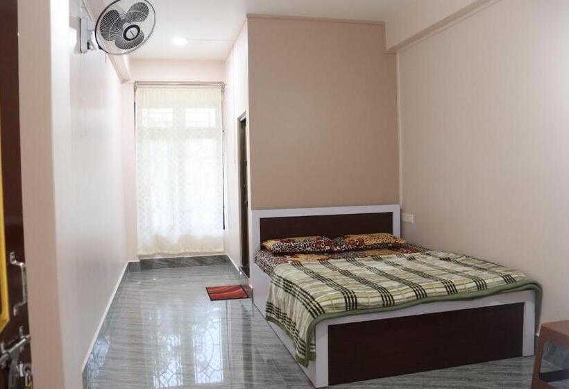 פנסיון Apurna Guest House Dawki