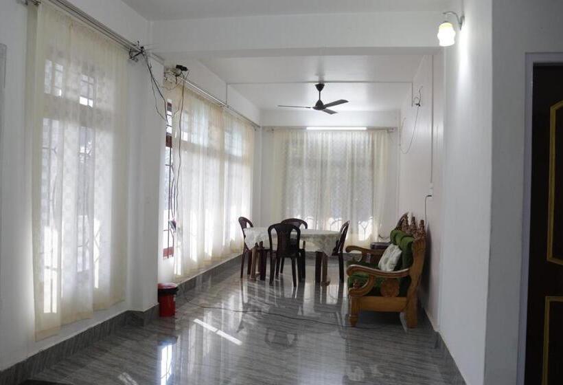 פנסיון Apurna Guest House Dawki