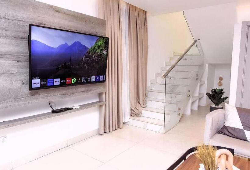 بنسيون Azure   The Perfect Escape