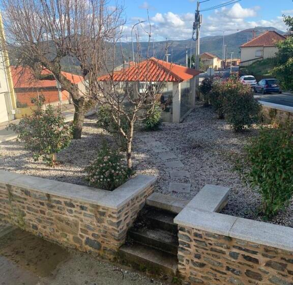 بنسيون Casa Da Moagem