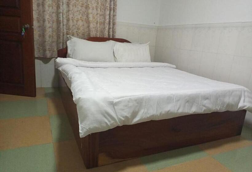 펜션 Centro Guest House