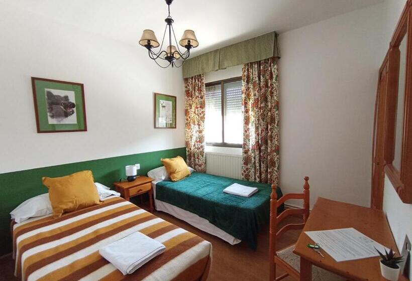 بنسيون Hostal Rural Alto Tajo Poveda