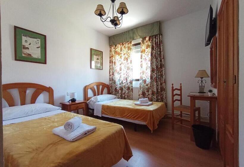 بنسيون Hostal Rural Alto Tajo Poveda