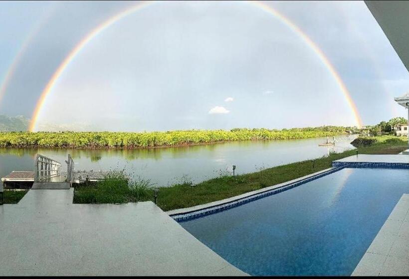 پانسیون Island Villa