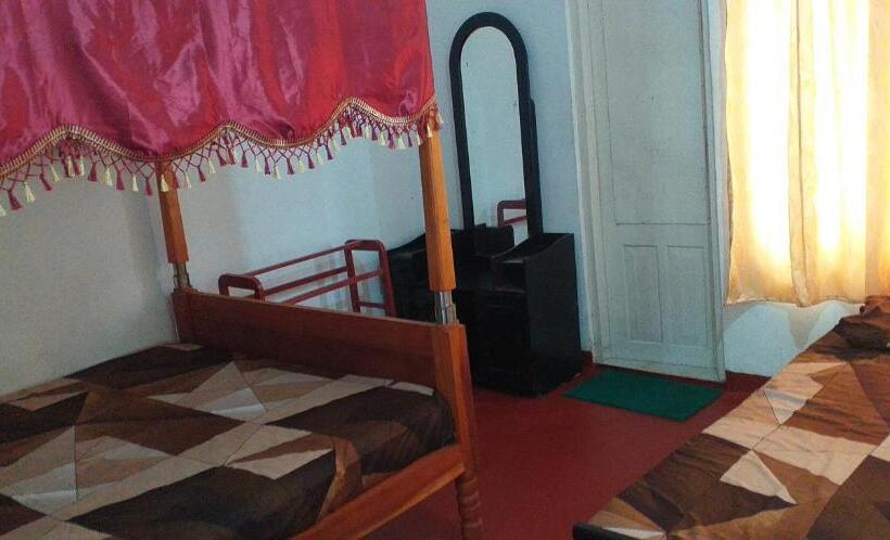 Пансион Lions Villa & Resort