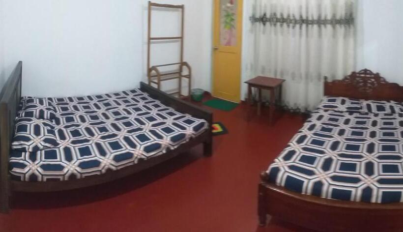 Пансион Lions Villa & Resort