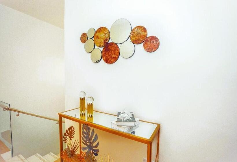 پانسیون Luna Loft