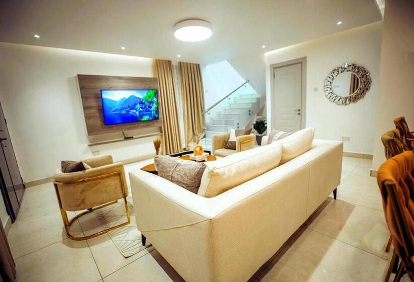 پانسیون Luna Loft