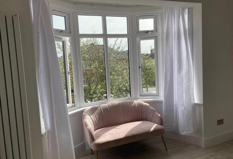 ペンション Luxury Kingsize Room In London