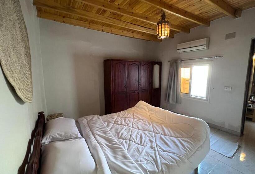 پانسیون Oro Guesthouse