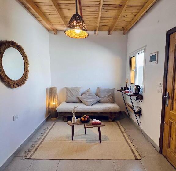 پانسیون Oro Guesthouse