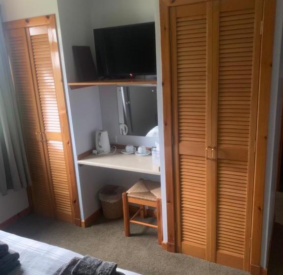 بنسيون Polrudden