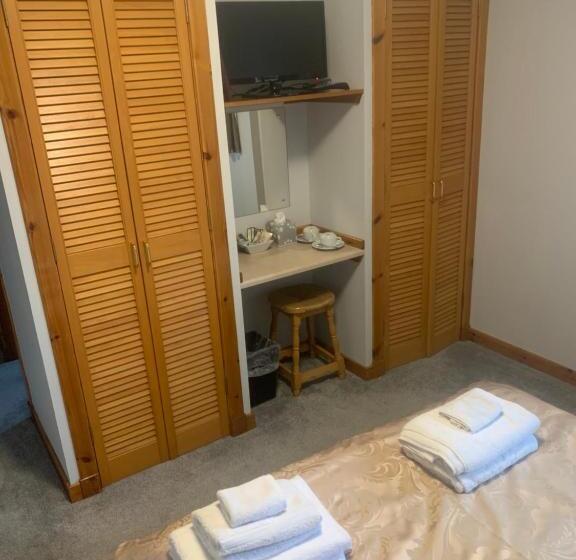 بنسيون Polrudden