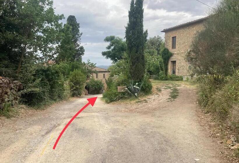 Пансион Private Room With Own Bathroom At Podere Noceto