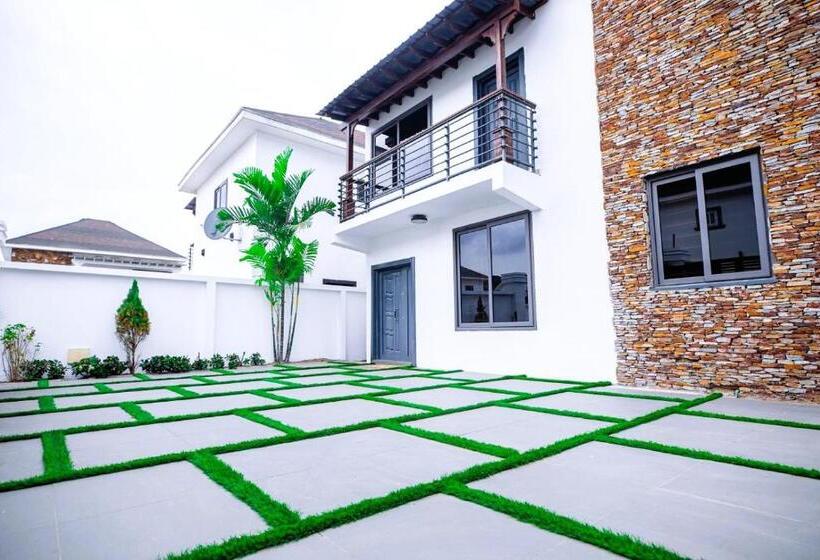 پانسیون Rosewood Chamber