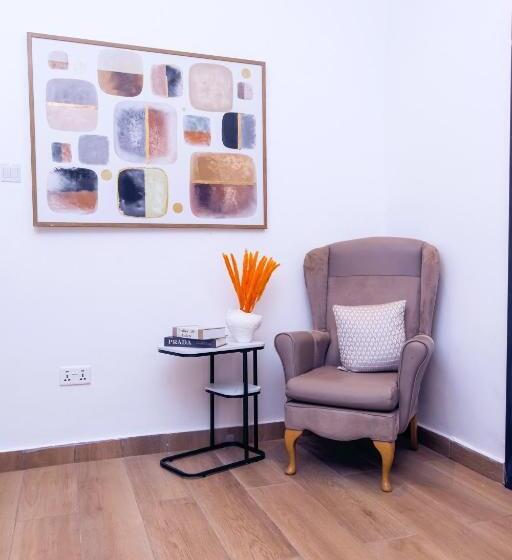 پانسیون Rosewood Chamber