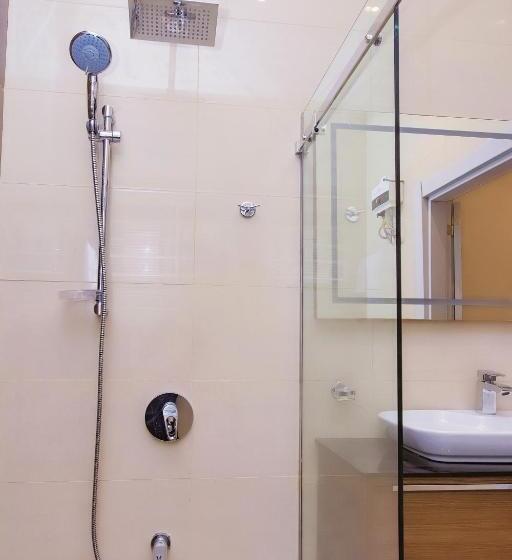 پانسیون Rosewood Chamber