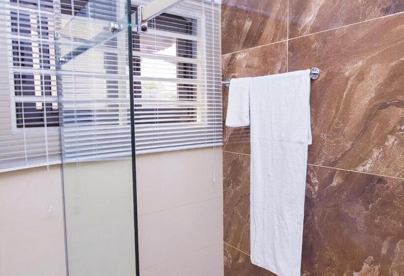 پانسیون Rosewood Chamber