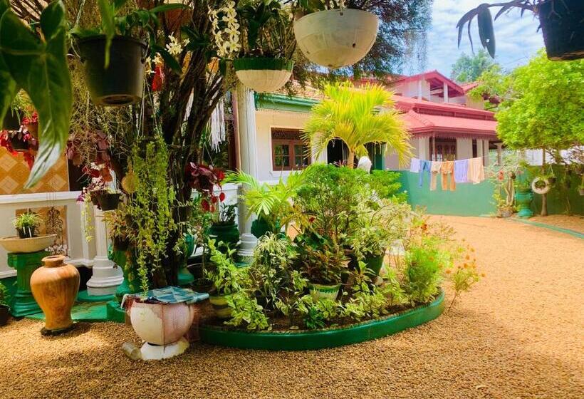 ペンション Shehan Villa