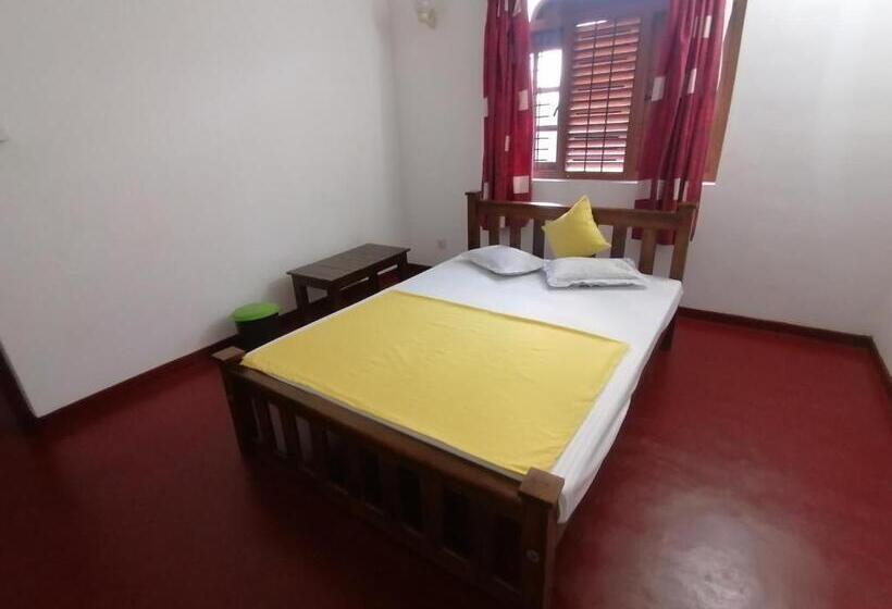 Пансион Sunshine Guest House