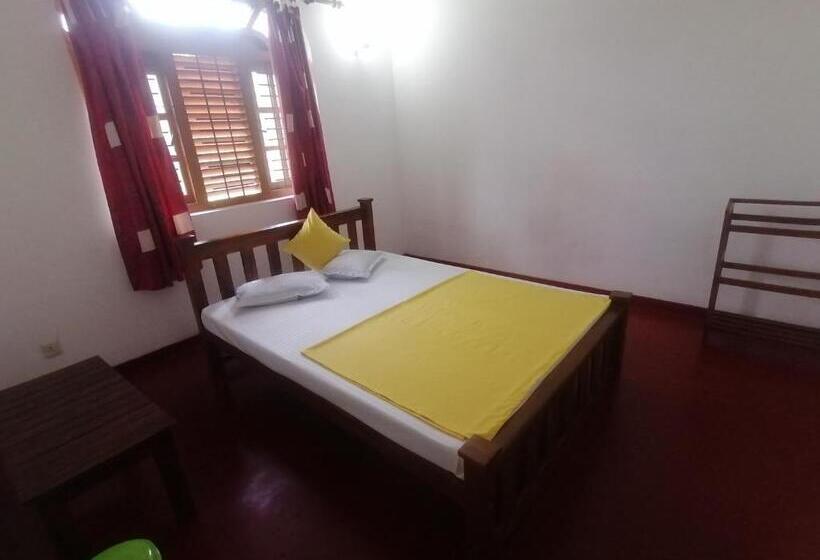 Пансион Sunshine Guest House