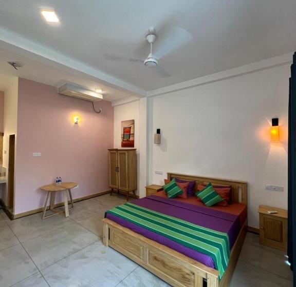 ペンション The Hideaway Weligama