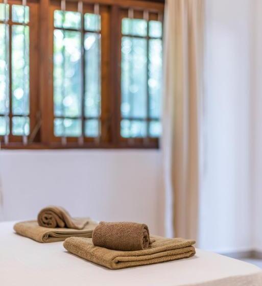 بنسيون Makai Surf House