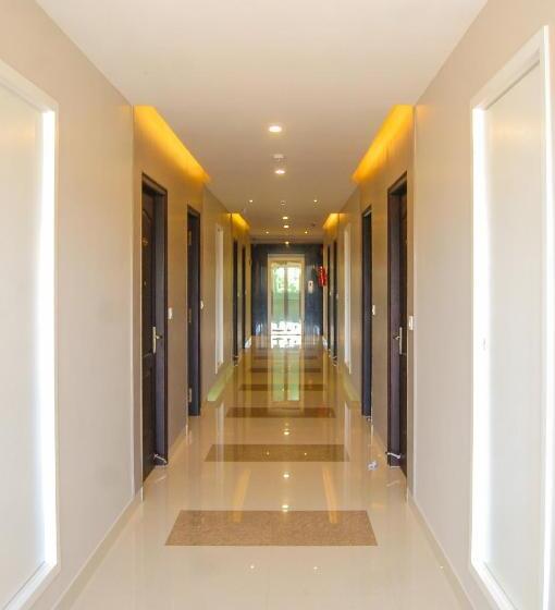 Philomena Hotel & Apartment