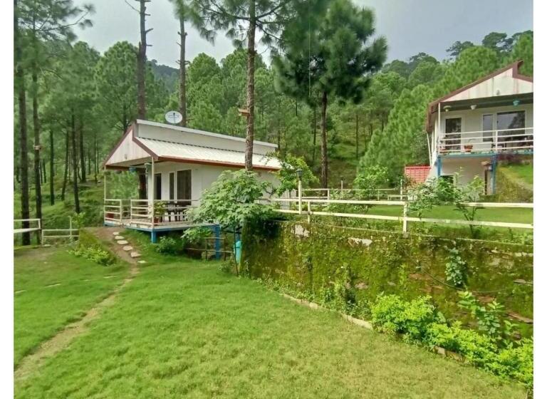 Kurort  Ghughuti retreat