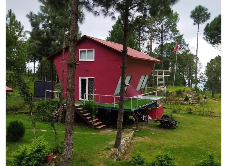 Kurort  Ghughuti retreat