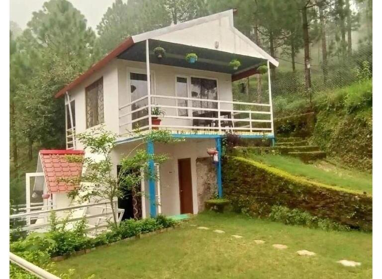 Kurort  Ghughuti retreat