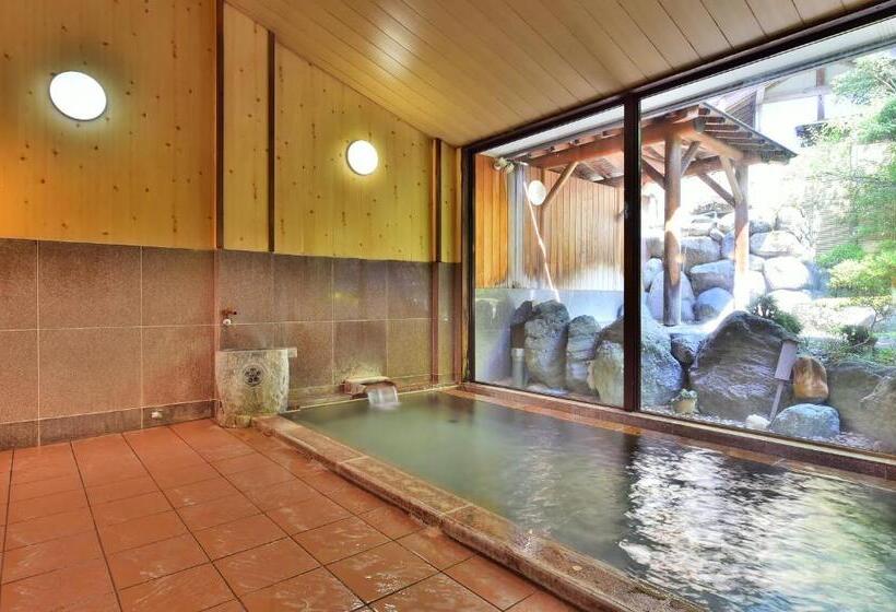 Ryokan 万葉茶寮みさか