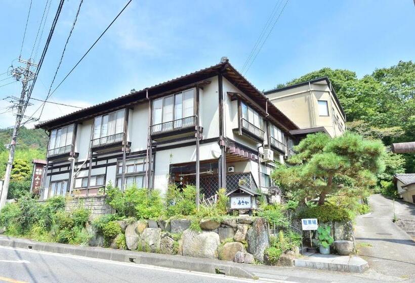 Ryokan 万葉茶寮みさか