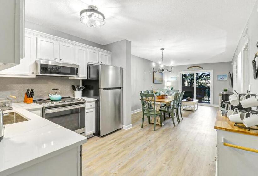 Spa At Port Royal Sound 3237