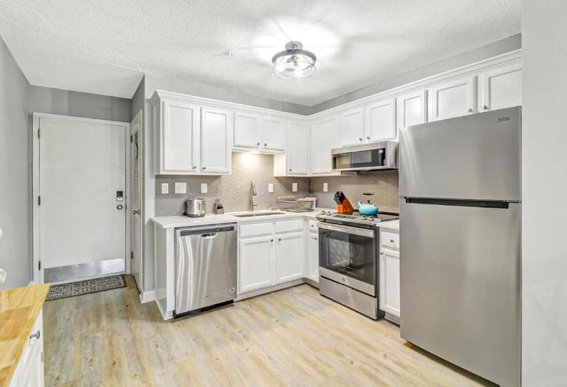 Spa At Port Royal Sound 3237